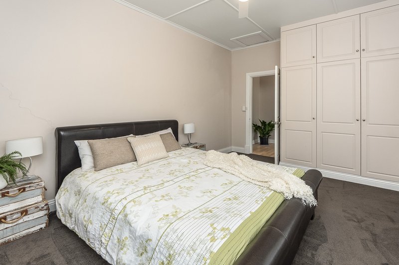 Photo - 44 Hampden Road, Mount Barker SA 5251 - Image 17