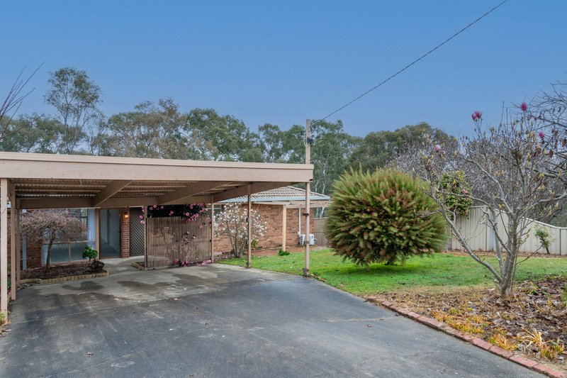 44 Hanley Cres , Seymour VIC 3660