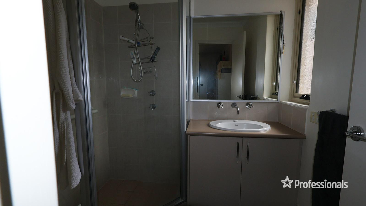 44 Harberton Parkway, Ellenbrook, WA 6069 - Image 7