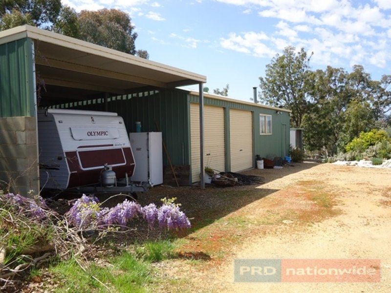 Photo - 44 Hargreaves Close, Tumut NSW 2720 - Image 15