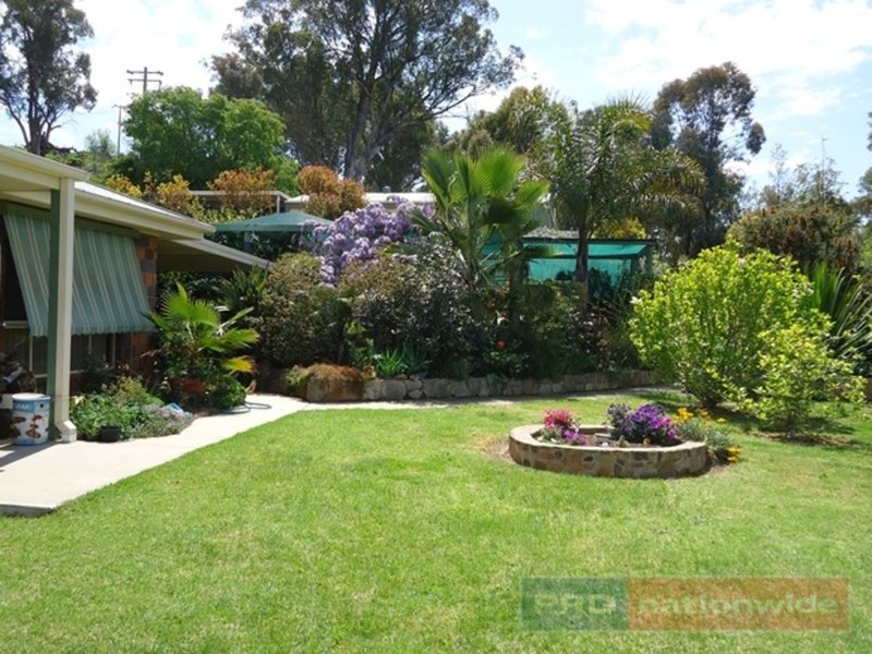 Photo - 44 Hargreaves Close, Tumut NSW 2720 - Image 18