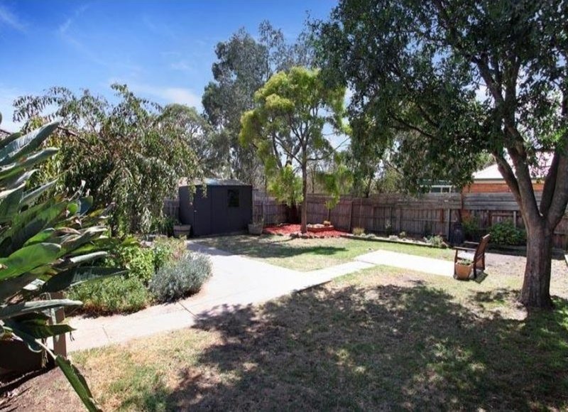 Photo - 44 Heysen Drive, Sunbury VIC 3429 - Image 9