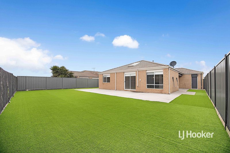 Photo - 44 Hope Way, Tarneit VIC 3029 - Image 13