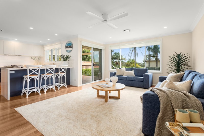 Photo - 44 Inglebar Avenue, Allambie Heights NSW 2100 - Image 4