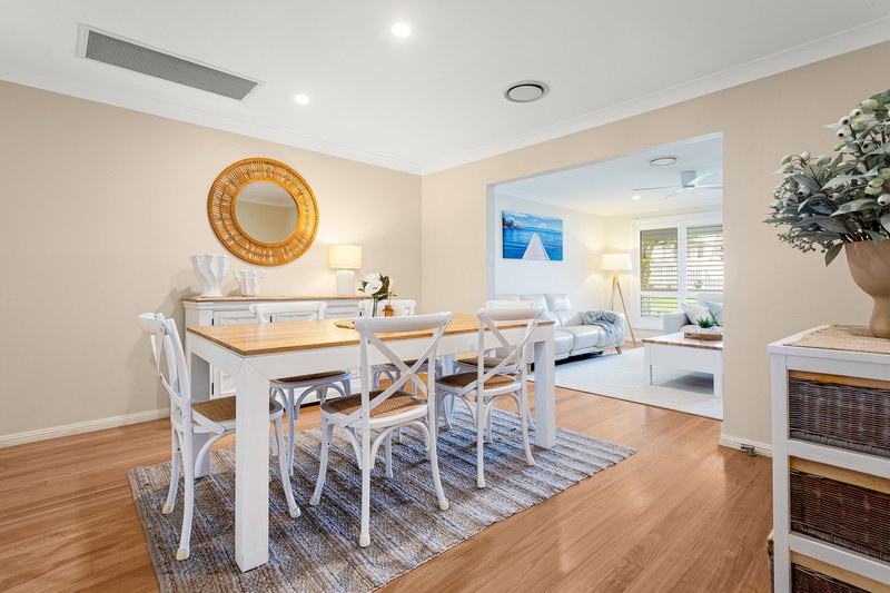 Photo - 44 Inglebar Avenue, Allambie Heights NSW 2100 - Image 9