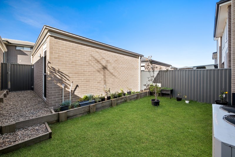 Photo - 44 Islington Street, Denham Court NSW 2565 - Image 10