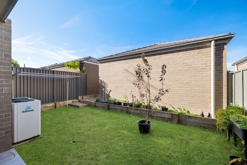 Photo - 44 Islington Street, Denham Court NSW 2565 - Image 11