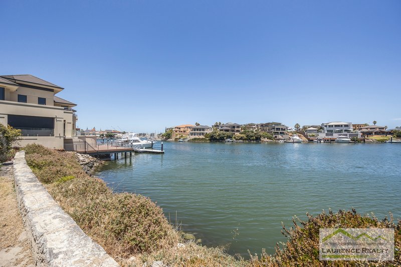 Photo - 4/4 Itea Place, Mindarie WA 6030 - Image 28