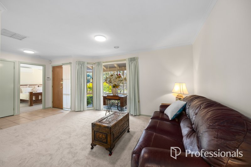 Photo - 44 Jarryd Crescent, Berwick VIC 3806 - Image 4