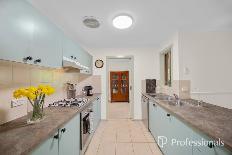 Photo - 44 Jarryd Crescent, Berwick VIC 3806 - Image 8