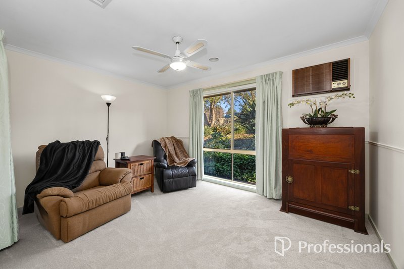 Photo - 44 Jarryd Crescent, Berwick VIC 3806 - Image 10