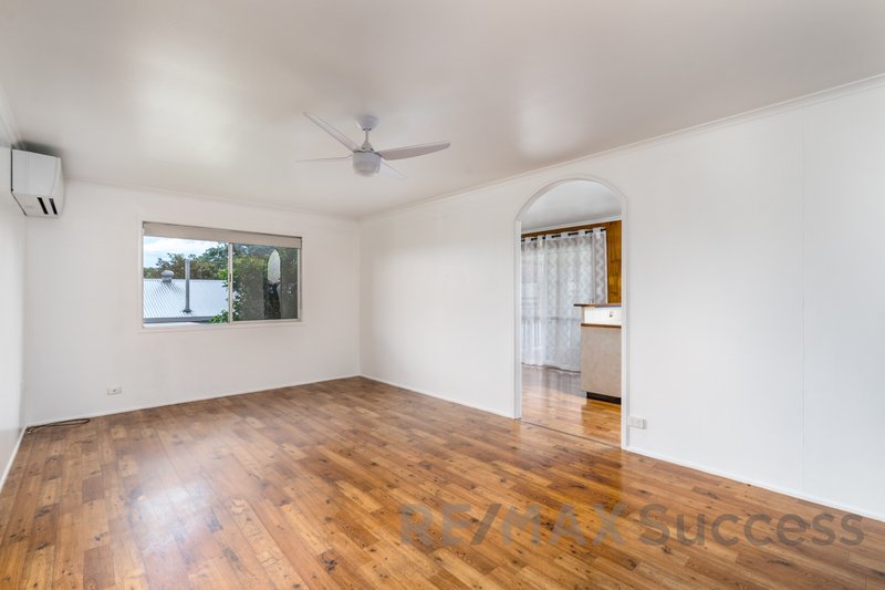 Photo - 44 Jimbour Drive, Newtown QLD 4350 - Image 2