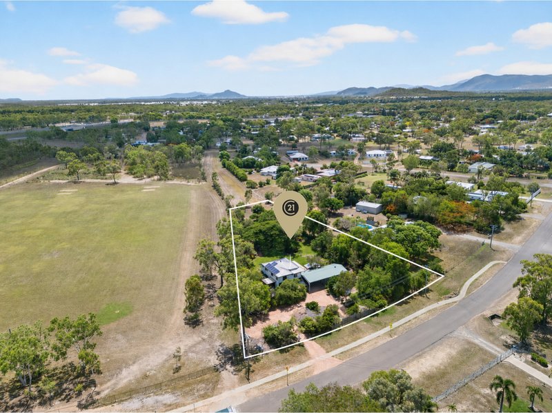 Photo - 44 Joanne Street, Deeragun QLD 4818 - Image 1