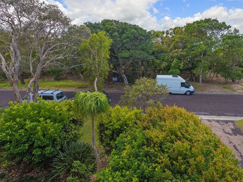 Photo - 4/4 Jubilee Esplanade, Point Arkwright QLD 4573 - Image 5