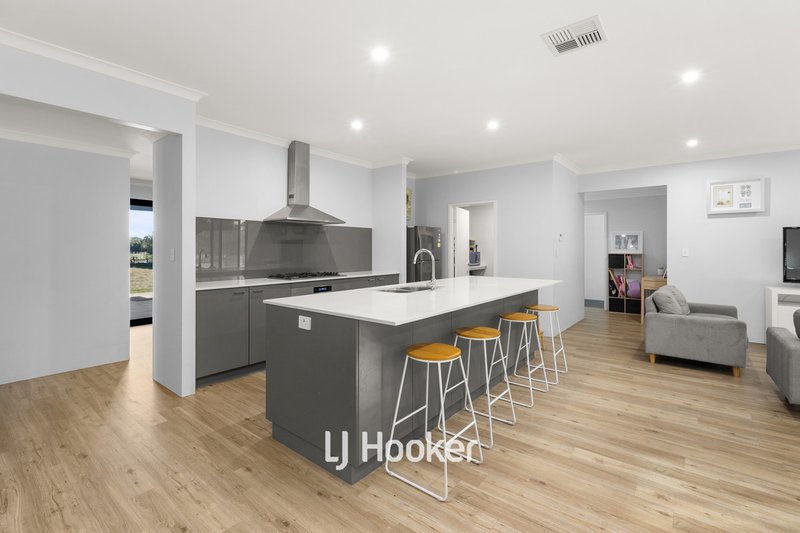 Photo - 44 Keenan Road, Dardanup West WA 6236 - Image 4
