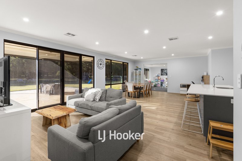 Photo - 44 Keenan Road, Dardanup West WA 6236 - Image 8