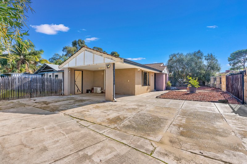 Photo - 44 Kiandra Parade, Ballajura WA 6066 - Image 5