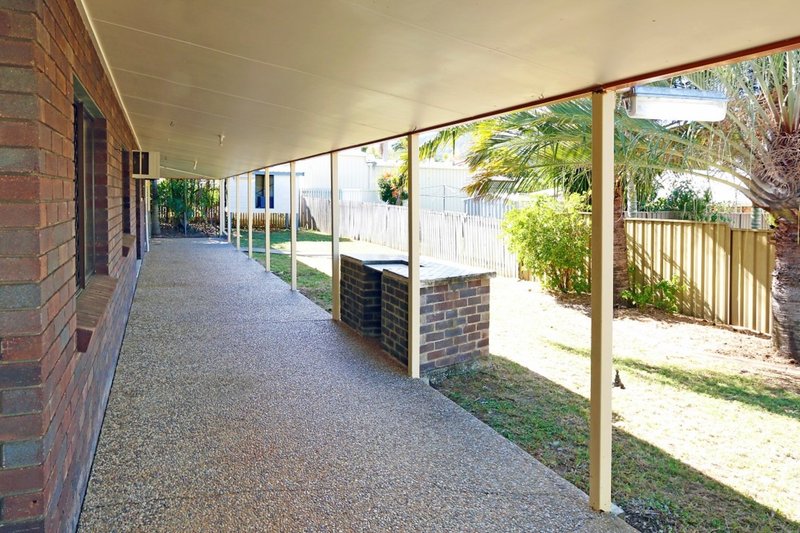 Photo - 44 Kingfisher Parade, Norman Gardens QLD 4701 - Image 16