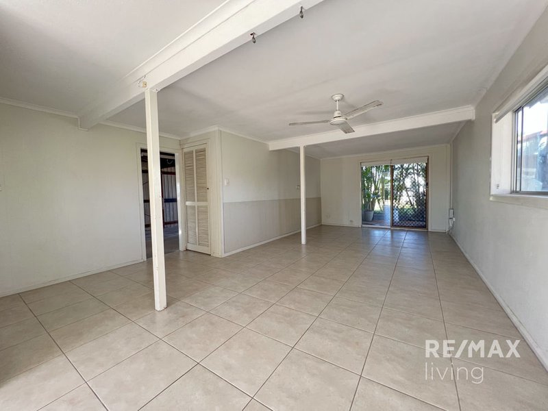 Photo - 44 Lavercombe Drive, Kallangur QLD 4503 - Image 11