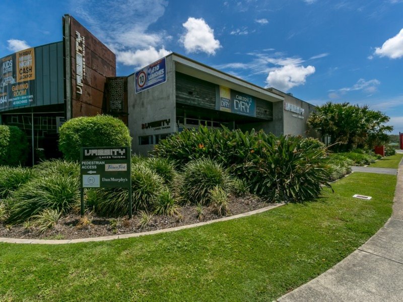 Photo - 44 Lillie Street, Burleigh Waters QLD 4220 - Image 16