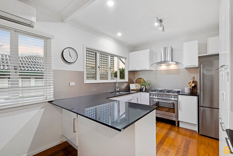 Photo - 44 Mackenzie Street, Manly West QLD 4179 - Image 10