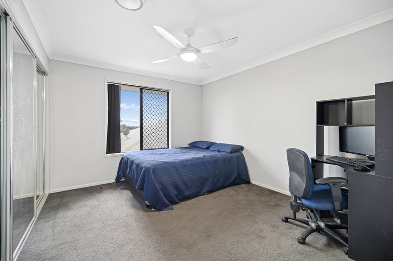 Photo - 44 Marcus Drive, Regents Park QLD 4118 - Image 22