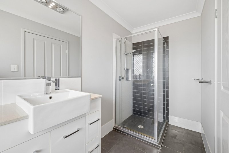 Photo - 44 Marcus Drive, Regents Park QLD 4118 - Image 23