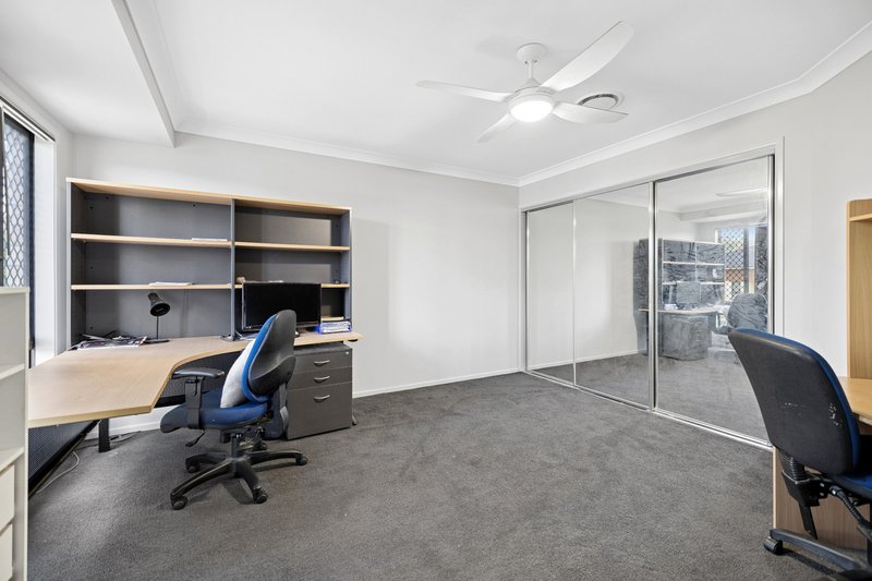Photo - 44 Marcus Drive, Regents Park QLD 4118 - Image 25