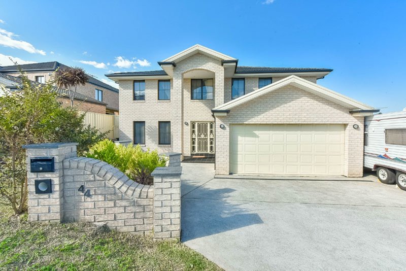 44 Maryfields Drive, Blair Athol NSW 2560