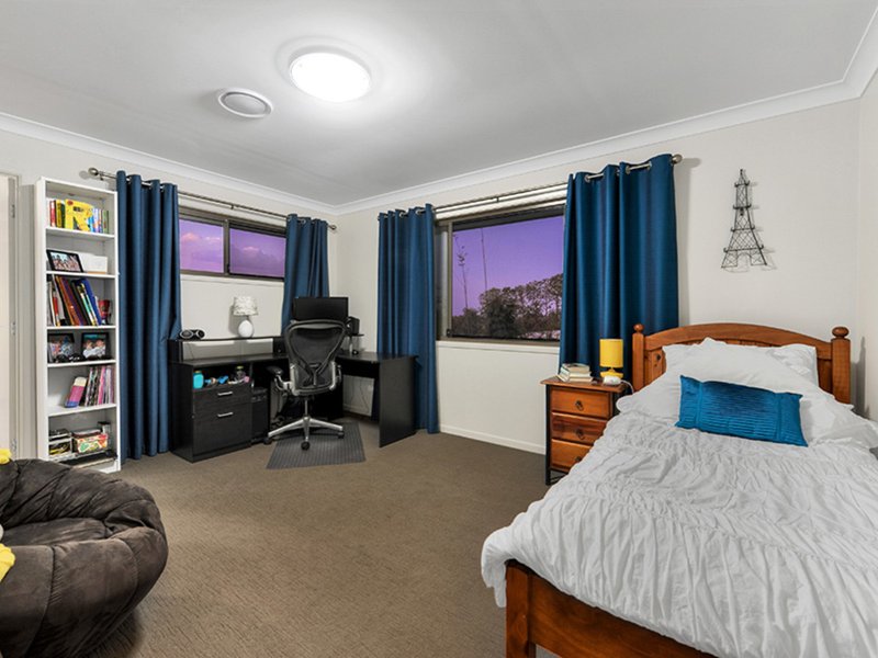 Photo - 44 Matisse Street, Carseldine QLD 4034 - Image 13