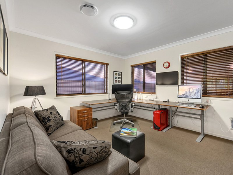 Photo - 44 Matisse Street, Carseldine QLD 4034 - Image 16