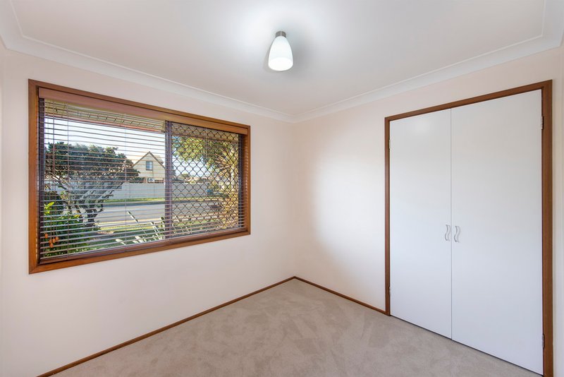 Photo - 44 Merrow Street, Mount Warren Park QLD 4207 - Image 9