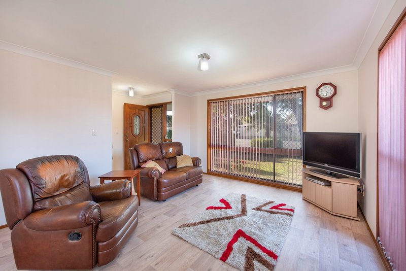 Photo - 44 Merrow Street, Mount Warren Park QLD 4207 - Image 12