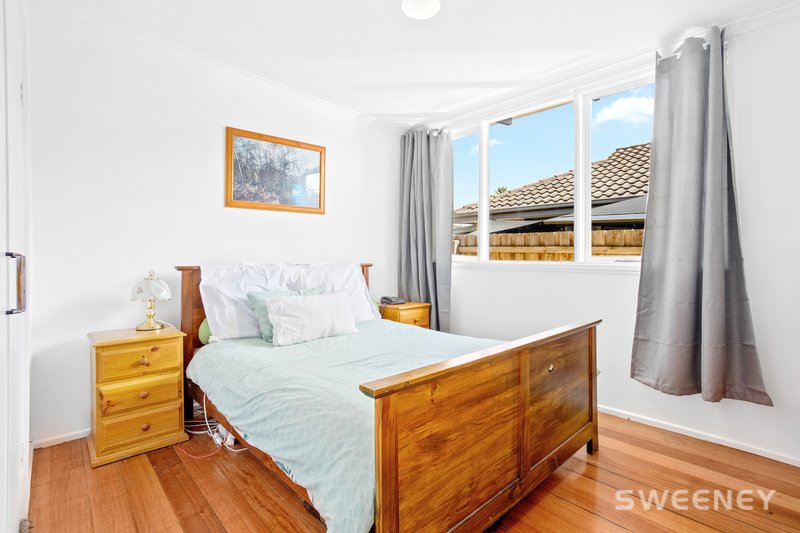 Photo - 44 Merton Street, Altona Meadows VIC 3028 - Image 9