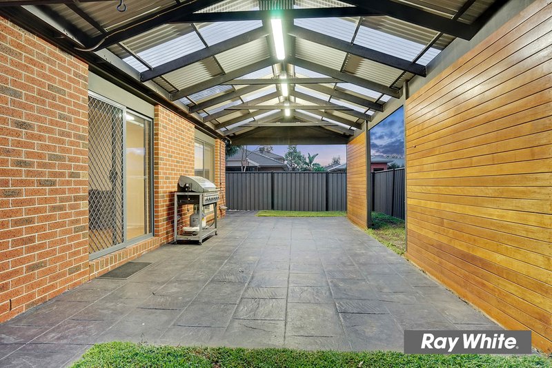 Photo - 44 Millendon Blvd , Tarneit VIC 3029 - Image 18