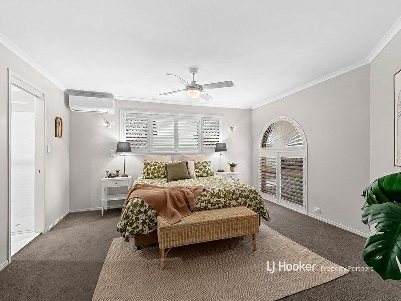 Photo - 44 Mindona Street, Wishart QLD 4122 - Image 15