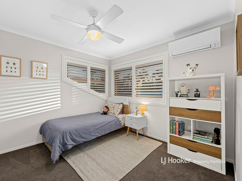 Photo - 44 Mindona Street, Wishart QLD 4122 - Image 18