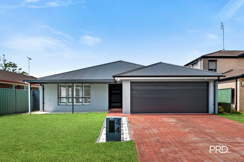 Photo - 44 Monarch Circuit, Glenmore Park NSW 2745 - Image 1