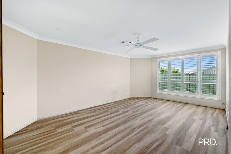 Photo - 44 Monarch Circuit, Glenmore Park NSW 2745 - Image 7