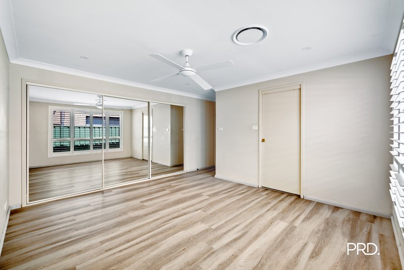 Photo - 44 Monarch Circuit, Glenmore Park NSW 2745 - Image 8