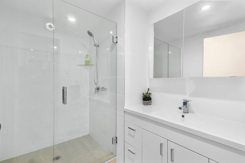 Photo - 44 Monash Street, Tugun QLD 4224 - Image 9