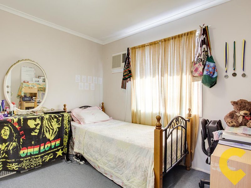 Photo - 44 Mortimer Street, Caboolture QLD 4510 - Image 7