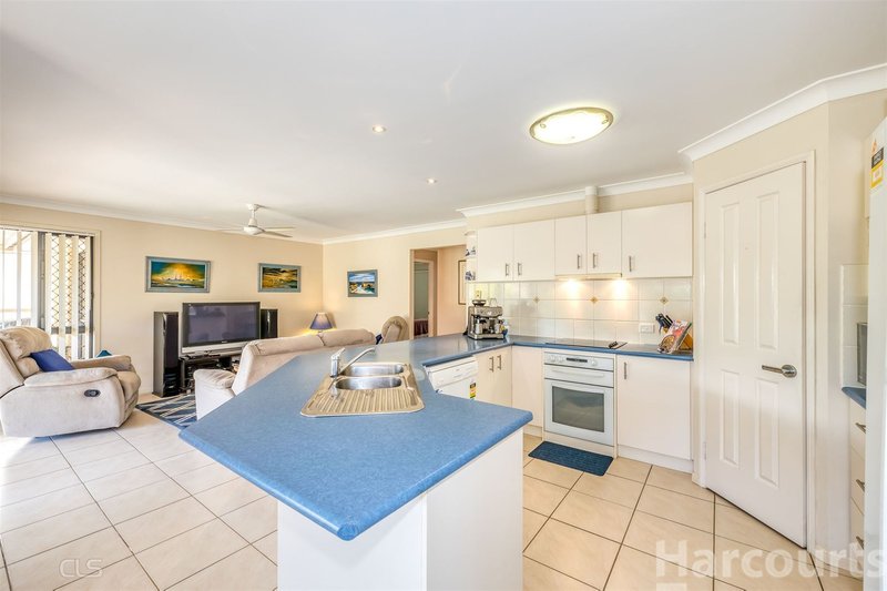 Photo - 44 Mossman Way, Sandstone Point QLD 4511 - Image 5