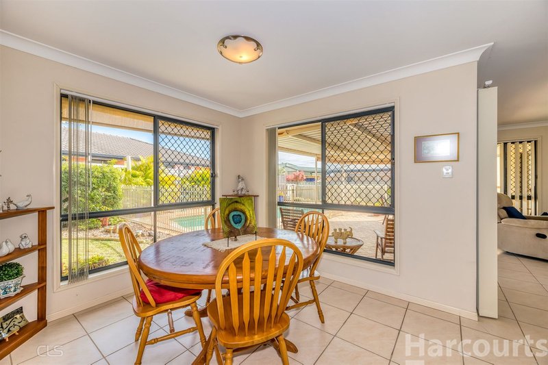 Photo - 44 Mossman Way, Sandstone Point QLD 4511 - Image 8