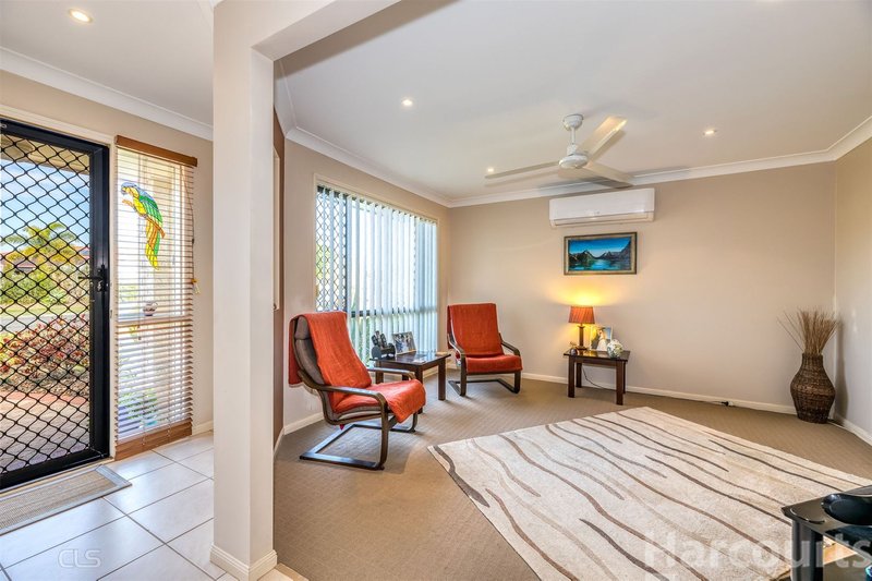 Photo - 44 Mossman Way, Sandstone Point QLD 4511 - Image 9