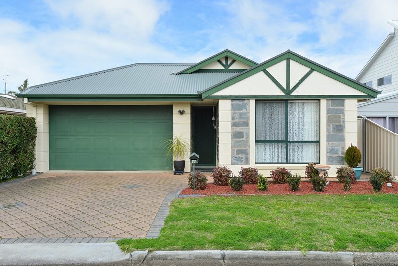 Photo - 44 Newland Street, Victor Harbor SA 5211 - Image