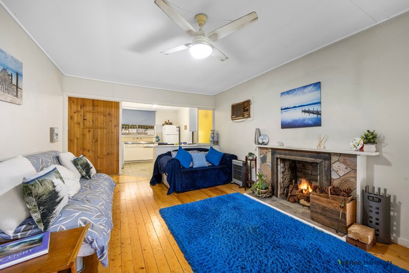 Photo - 44 Ninth Street, Eildon VIC 3713 - Image 5