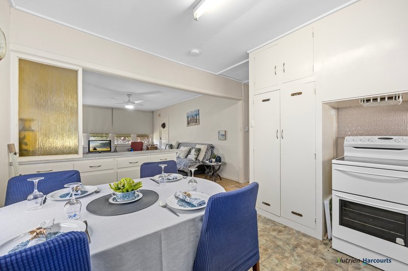 Photo - 44 Ninth Street, Eildon VIC 3713 - Image 8