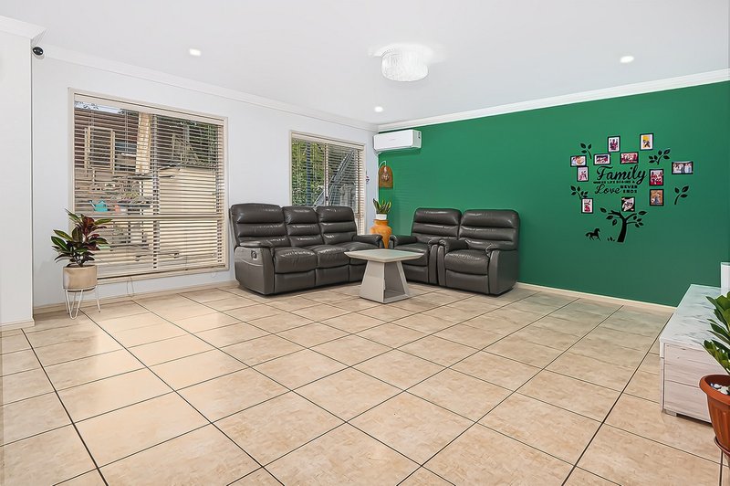 Photo - 44 Nullarbor Circuit, Forest Lake QLD 4078 - Image 3
