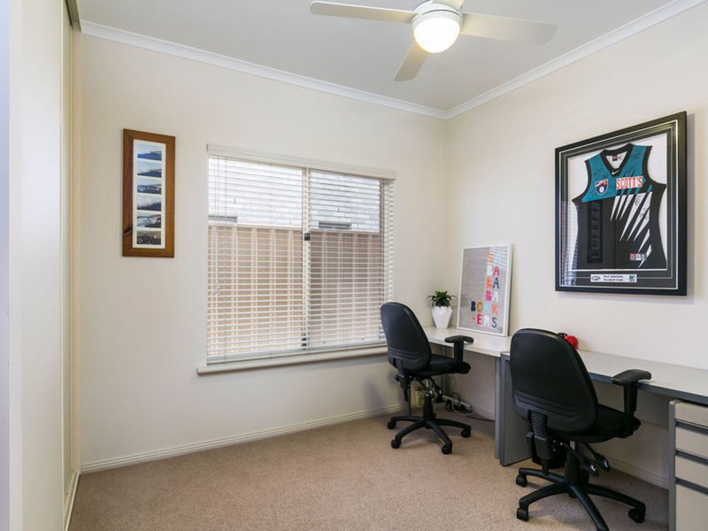 Photo - 44 Nunyah Avenue, Park Holme SA 5043 - Image 13